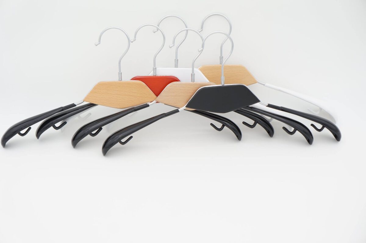 Premium Wooden Plastic Hybrid Hangers – Sleek & Durable - Image 1