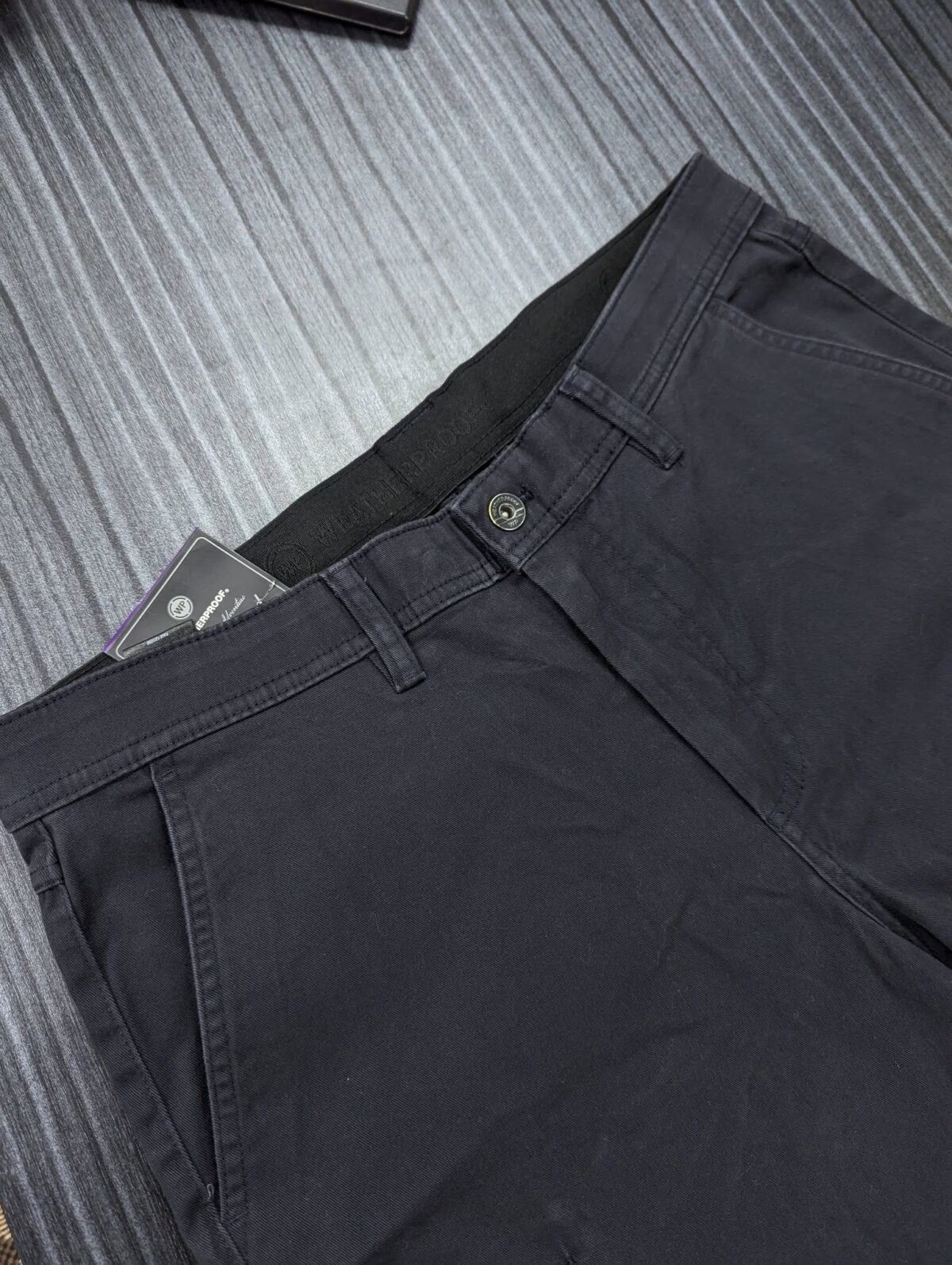 Men’s Weatherproof Cargo Pants – Black - Image 4